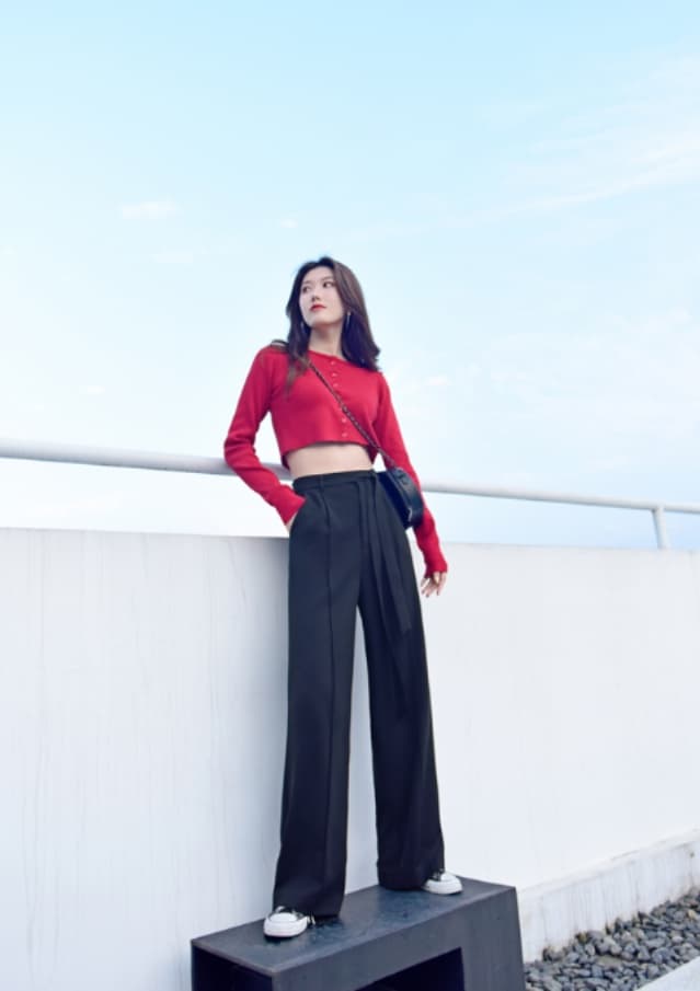 ベージュパンツ レディース リボンベルト付き ワイドパラッツォパンツ