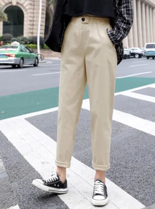 ベージュパンツ レディース ゆったりシルエット ストレートパンツ