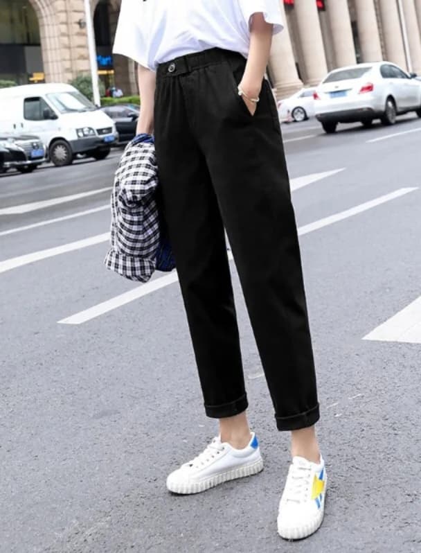 ベージュパンツ レディース ゆったりシルエット ストレートパンツ