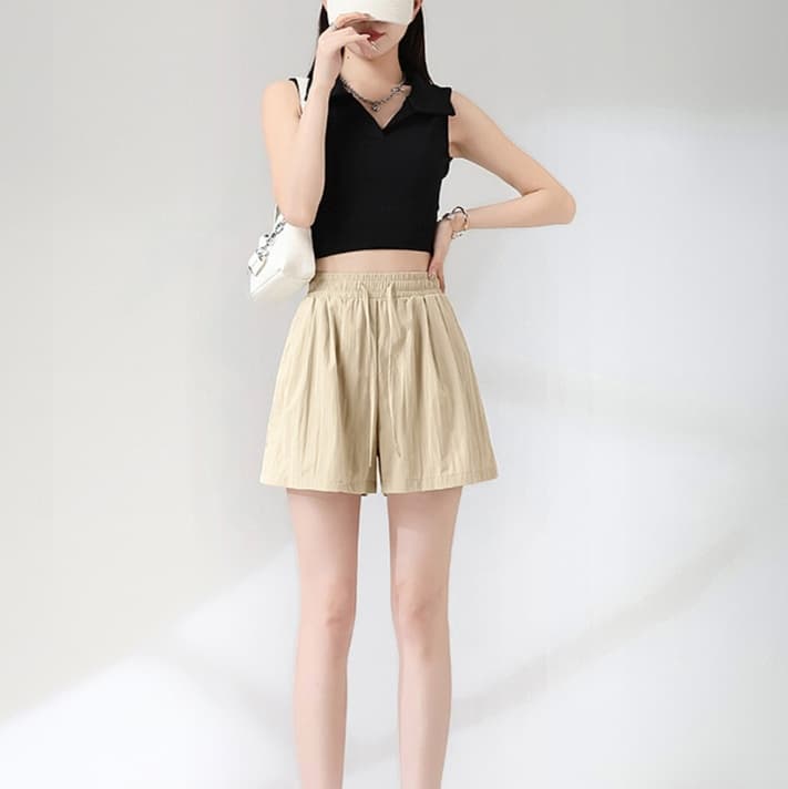 ベージュパンツ レディース 楽ちん美脚ドロストリラックスショートパンツ