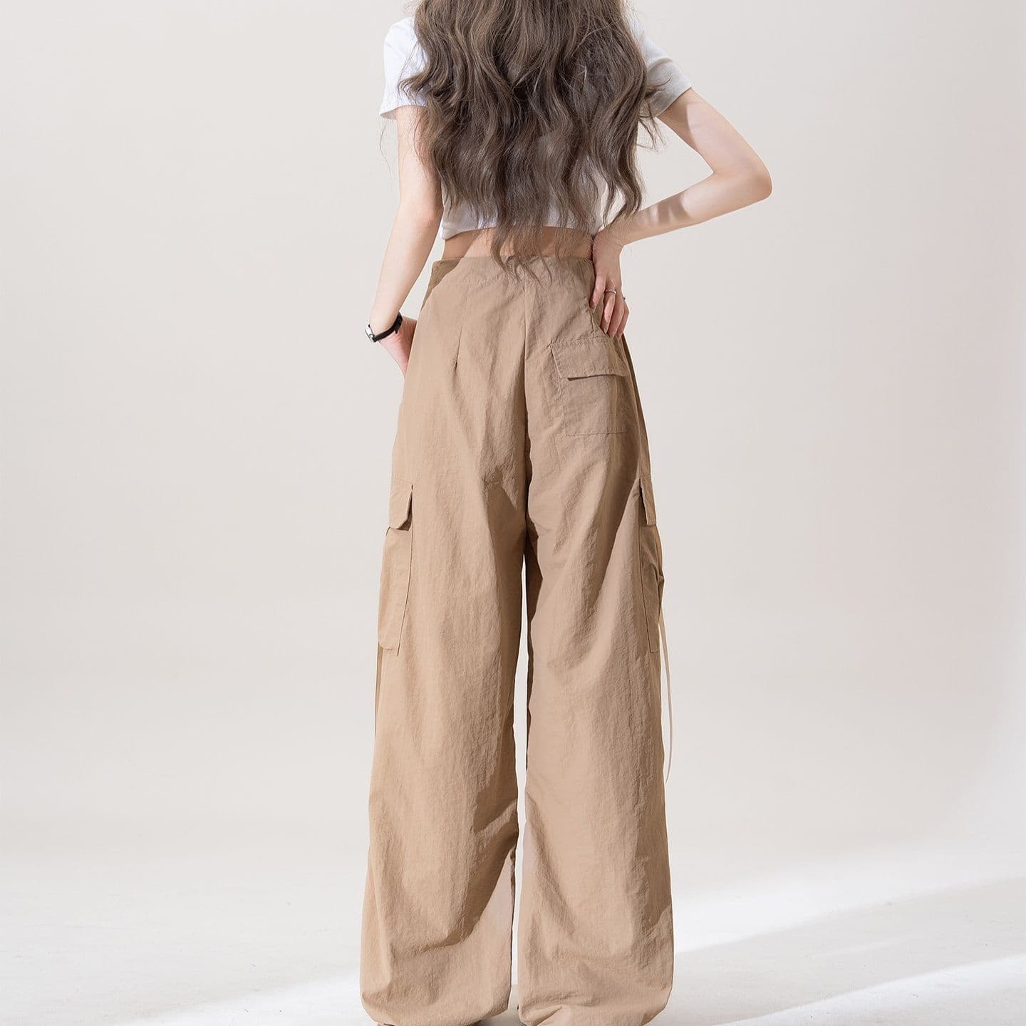 ベージュパンツ 多機能ポケット付きワイドシルエット立体カーゴパンツ