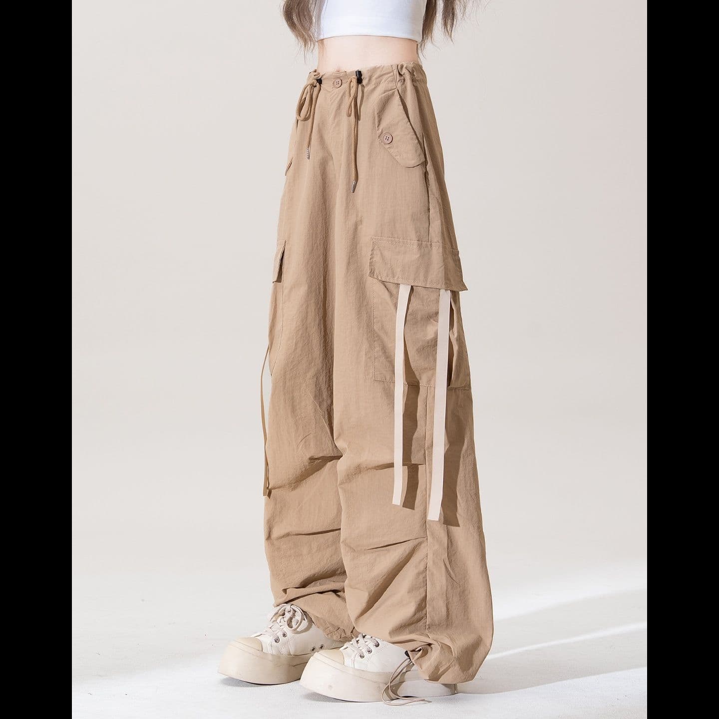 ベージュパンツ 多機能ポケット付きワイドシルエット立体カーゴパンツ
