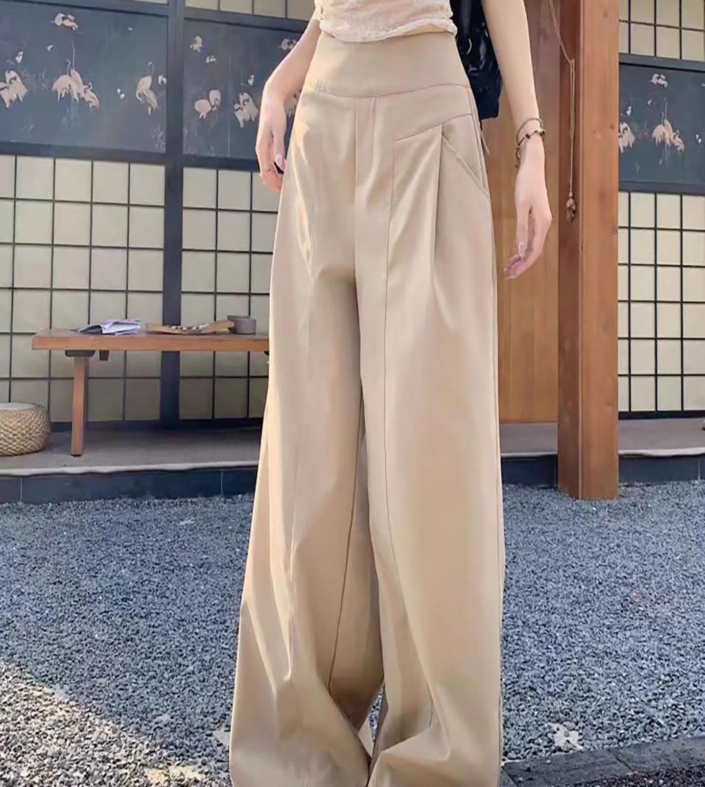 ベージュパンツ ハイウエストフレアワイドパンツ