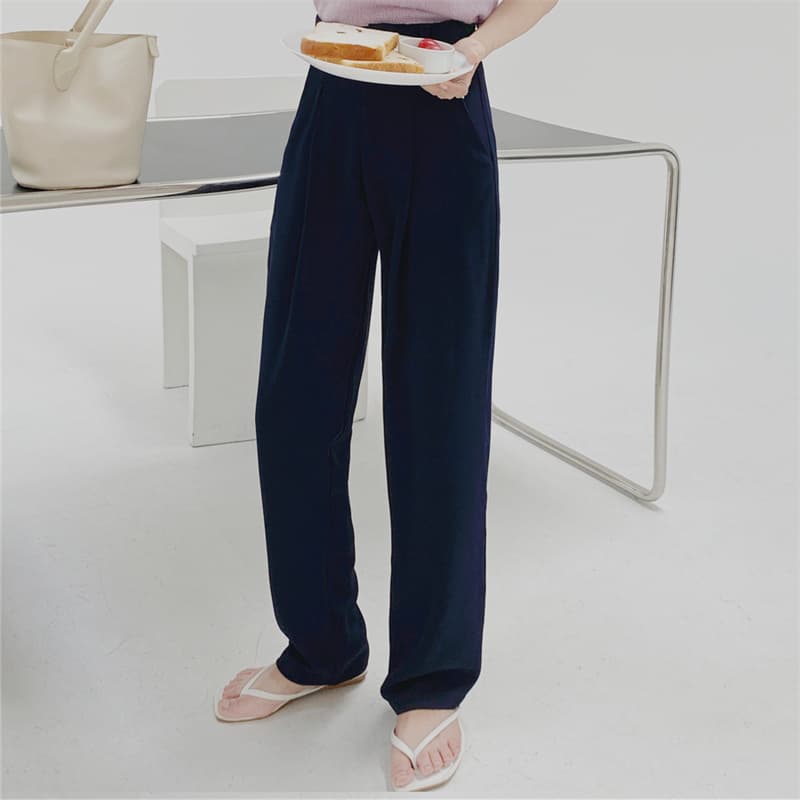上品なハイウエストベージュパンツ ワイドロング