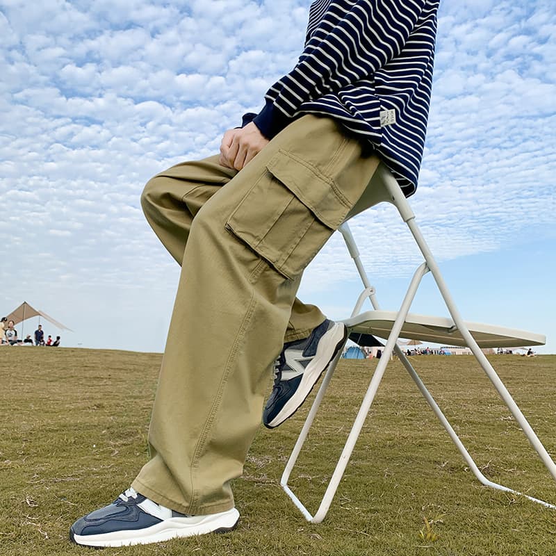 ベージュパンツ カーゴデザイン ゆったりパンツ
