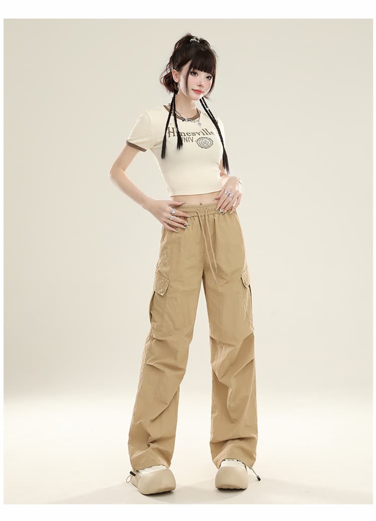 ベージュパンツ リラックスワイドカーゴパンツ