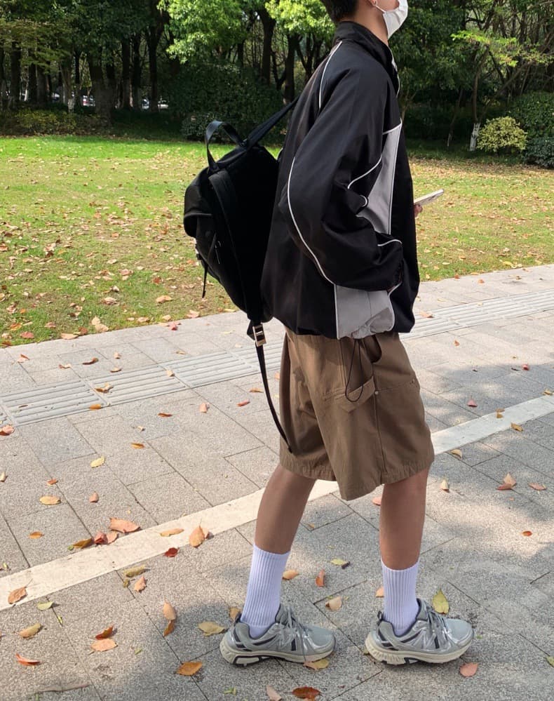 ベージュパンツ リラックスワイドショートパンツ