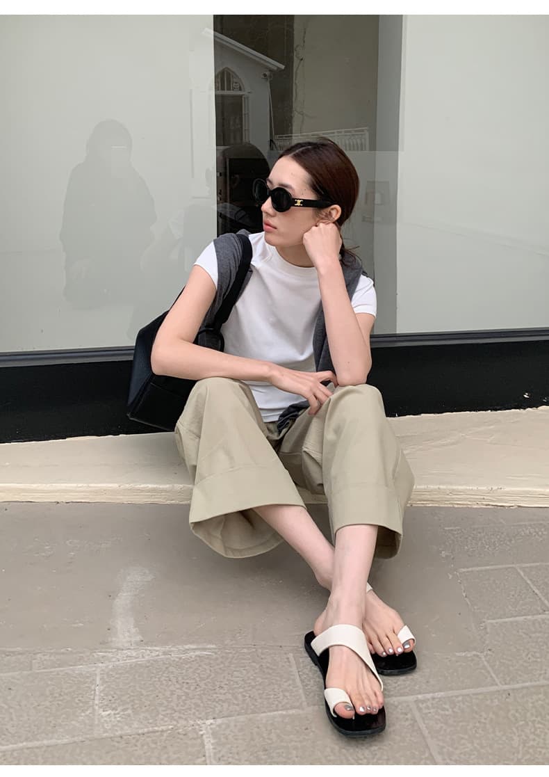 ベージュパンツ レディース ゆったりワイドプリーツパンツ