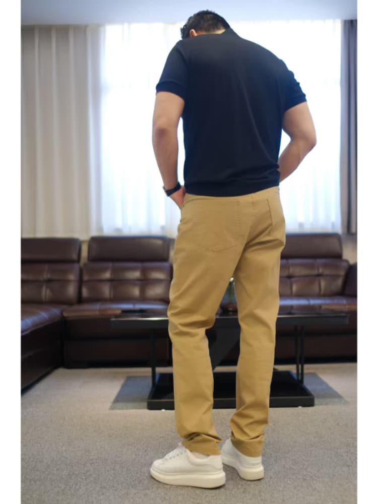 ベージュパンツ きれいめすっきりシルエットチノパン