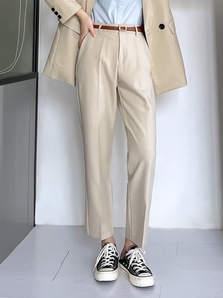 ベージュパンツ レディース ハイウエスト直線美シルエットテーパードパンツ