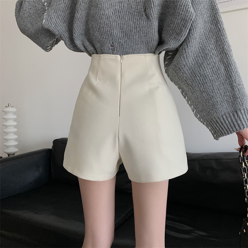 ベージュパンツ レディース ハイウエスト飾りボタン付きショートパンツ