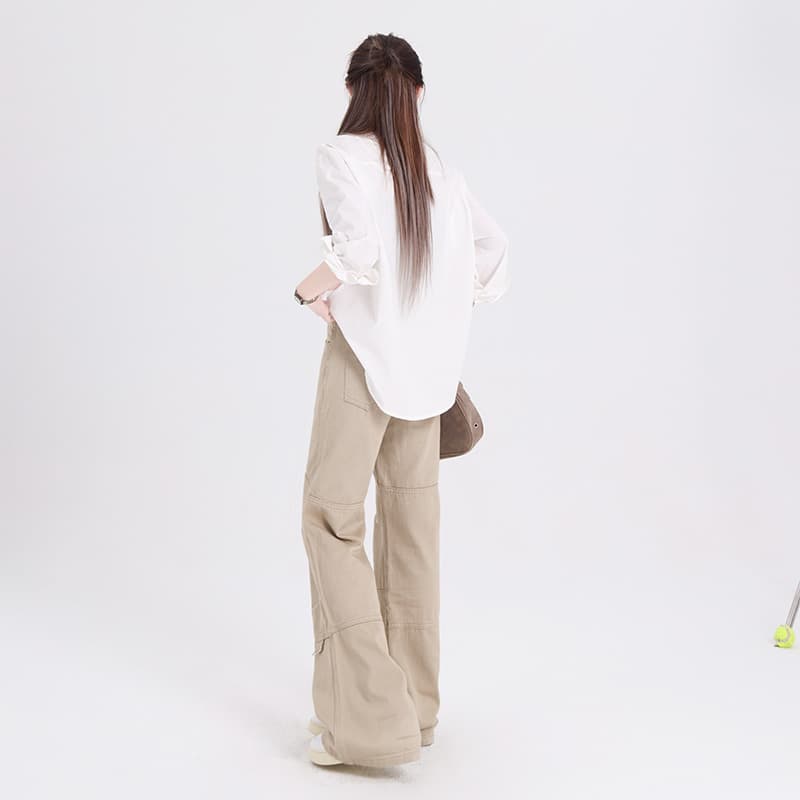 ベージュパンツ 立体裁断 ワイドストレートパンツ