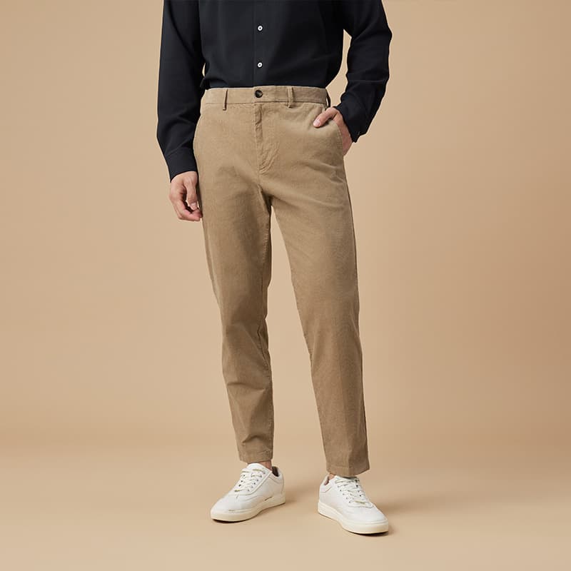 ベージュパンツ しなやかウォッシュ加工パンツ