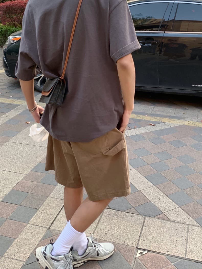 ベージュパンツ リラックスワイドショートパンツ