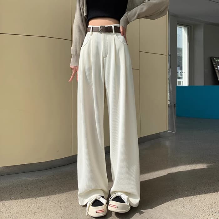 ベージュパンツ ゆったりハイウエストプリーツワイドパンツ
