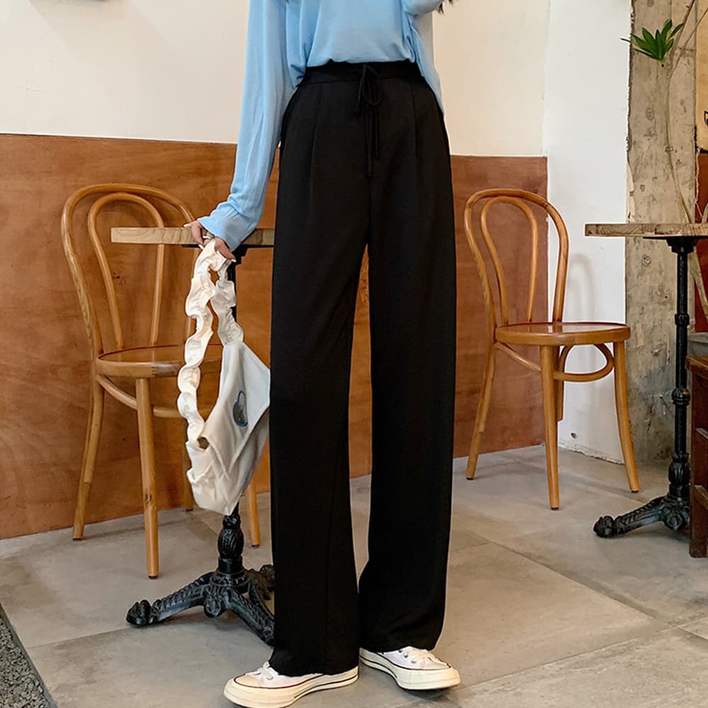 ベージュパンツ 美脚ハイウエストストレートパンツ ベージュ紐調節セミワイド