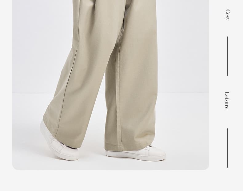 ベージュパンツ ワイドレッグタック入りセンタープレスパンツ