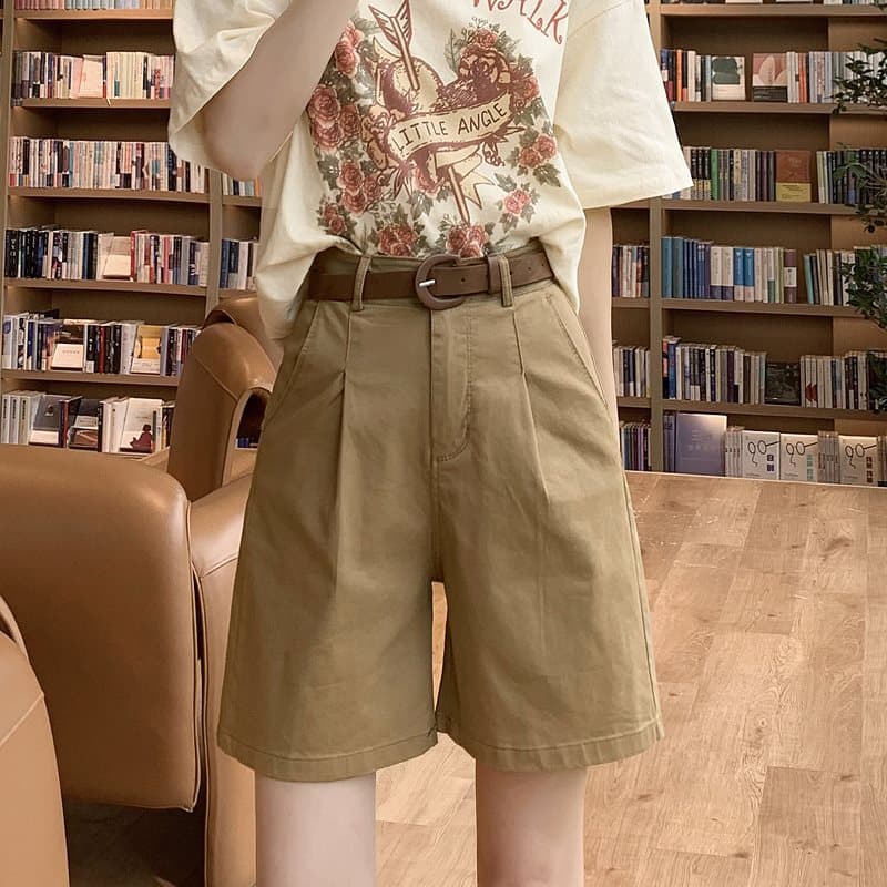 ベージュパンツ ハイウエストゆったりショートパンツ