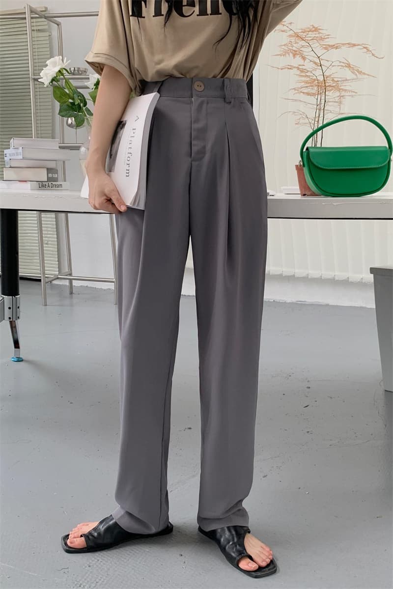 上品なハイウエストベージュパンツ ワイドロング