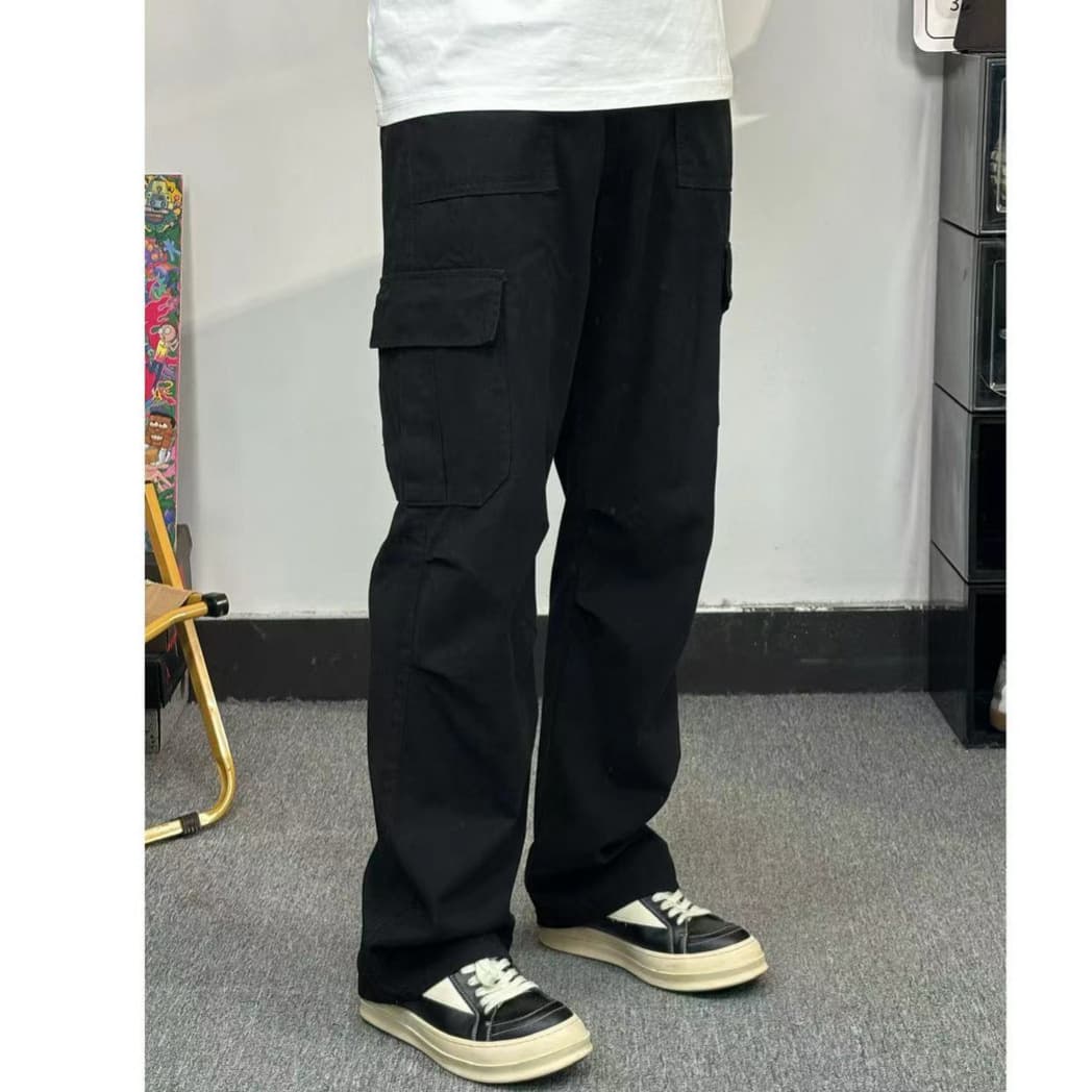 ベージュパンツ ベージュパンツ 実用的なポケット付きワイドパンツ