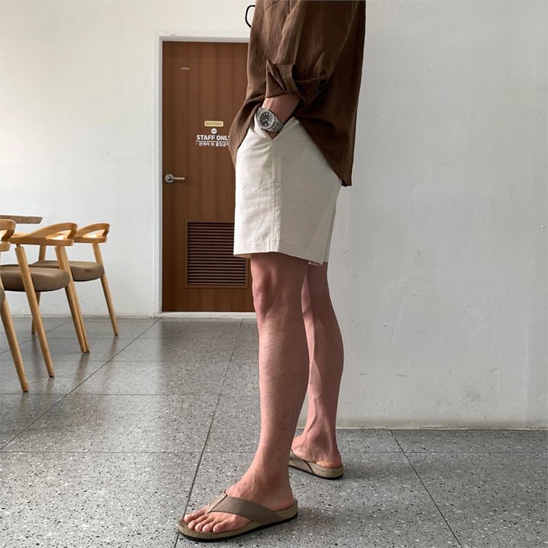 ベージュパンツ リラックス 麻混ハーフパンツ