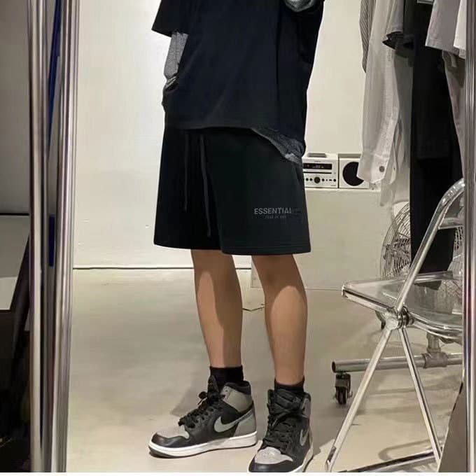 ベージュパンツ クリーンカジュアルハーフパンツ