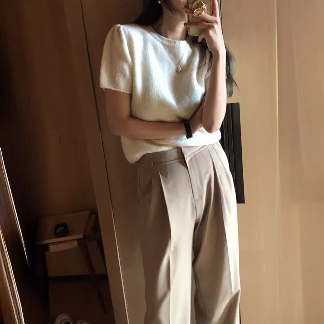 ベージュパンツ ゆとりワイドシルエットチノパン