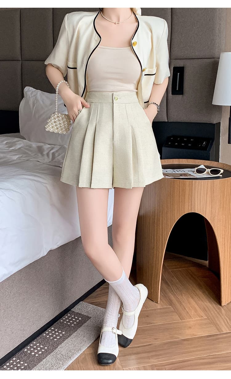 ベージュパンツ レディース プリーツミニショートパンツ