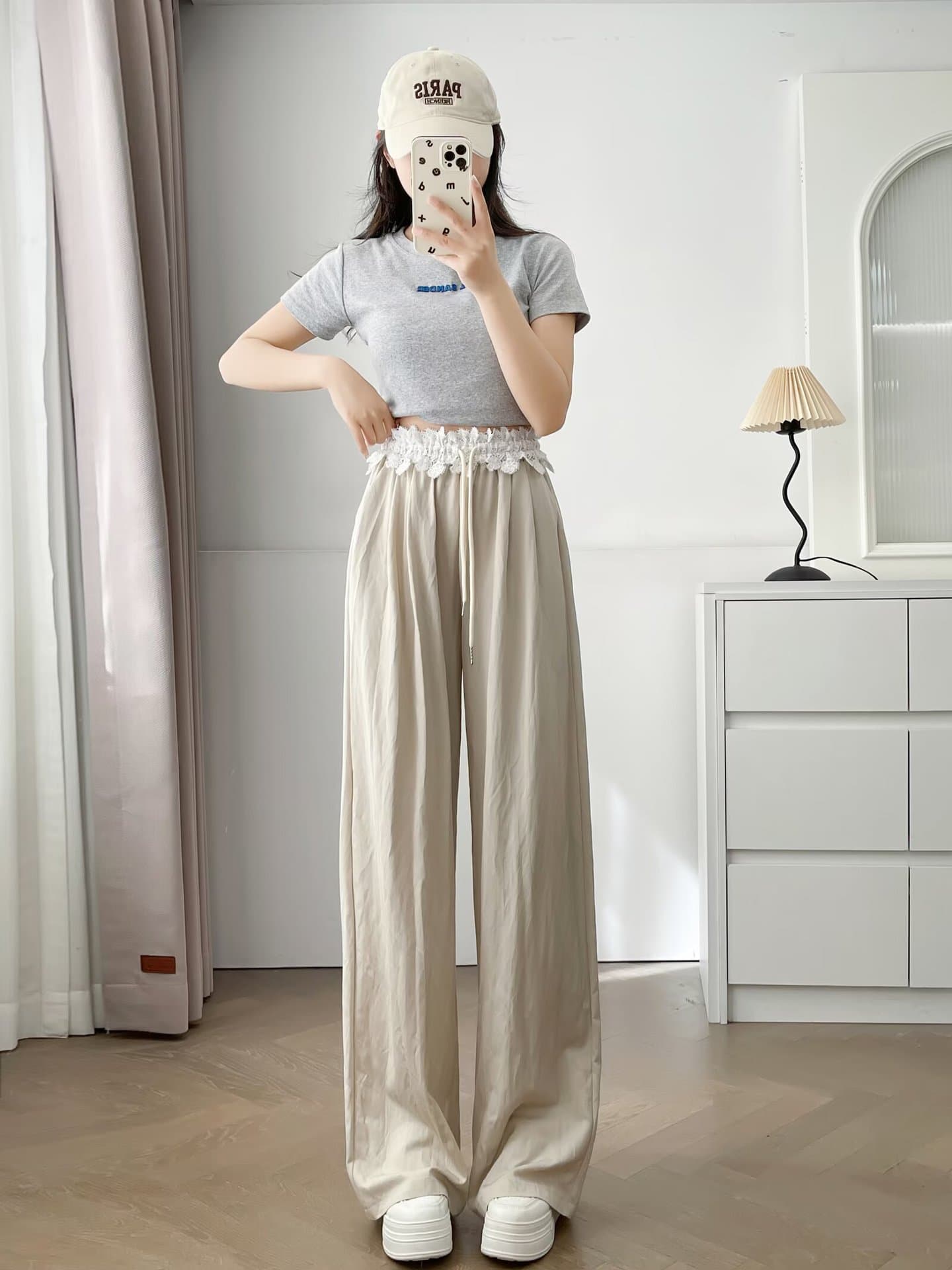 ベージュパンツ ベージュパンツ レース装飾ワイドフレアスラックス